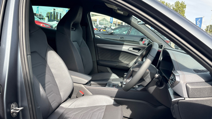 CUPRA Leon 1.5 TSI 150 Shadow Edition 5dr Petrol Hatchback - Image 15